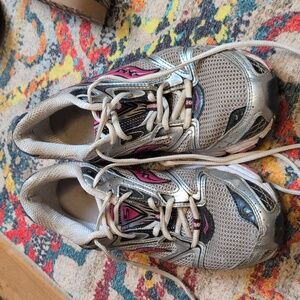 Saucony Grid Stratos 5 Women Size 11 Silver/Black/Pink